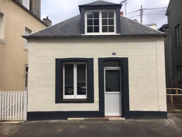 Gîte au centre des plages du débarquement Grandcamp-Maisy Esterno foto